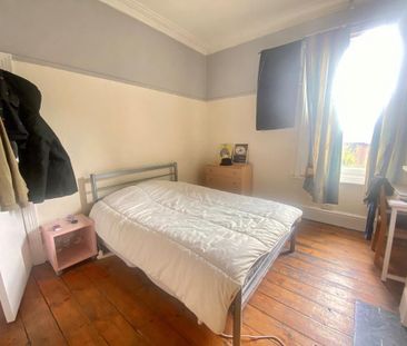 4 bedroom house to rent - Photo 1