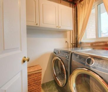 For Lease - 806 Fairway Crescent, Kitchener, Ontario - Photo 4