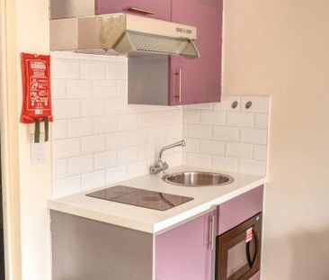 Studio to rent - Photo 4