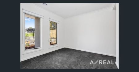 Modern Family Comfort in the Heart of Mernda - Photo 5