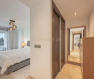 Apartamento de alquiler en Av. Burgos, 26, 29670 San Pedro Alcántar... - Photo 5