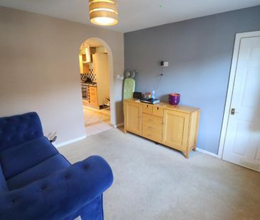 2 bedroom maisonette to rent - Photo 2