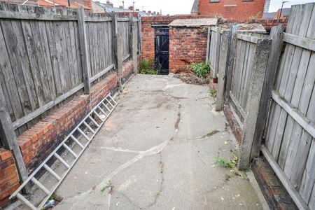 2 bed flat to rent in Church Street North, Sunderland, SR6 - Photo 5