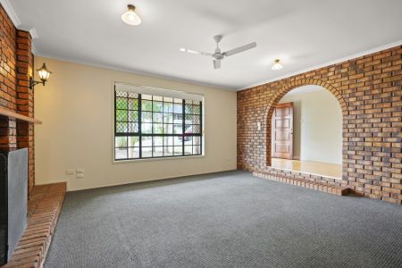 10 Myrtle Court, Kin Kora - Photo 5