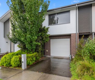 MODERN 2 STOREY, 2 BEDROOM, 2 BATHROOM TOWNHOUSE WITH 2 CARSPACES - Photo 6