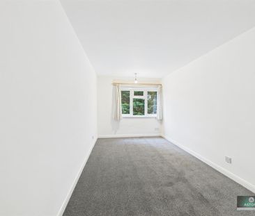 Hayling Court, Broadfield - Photo 1