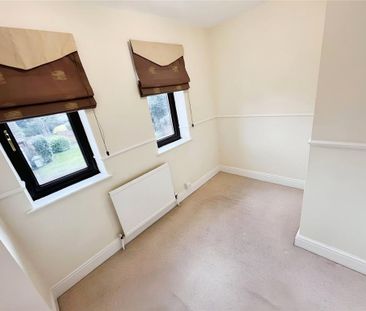 5 bedroom detached house to rent - Photo 3