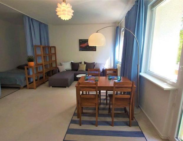 Helle Sonnige & Sanierte Wohnung mit Süd-Balkon in Steglitz - Photo 1