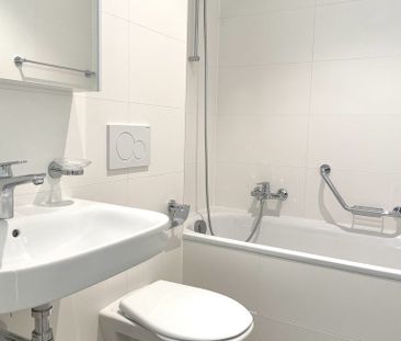 Bel appartement duplex en plein coeur de la Vieille-Ville - Photo 3