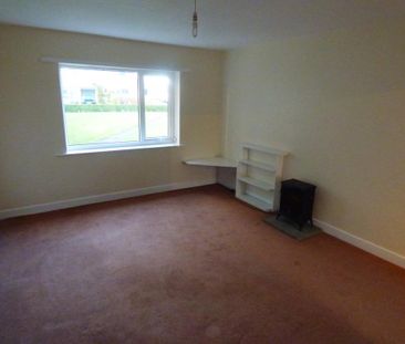 1 bedroom ground floor flat to rent - Photo 1