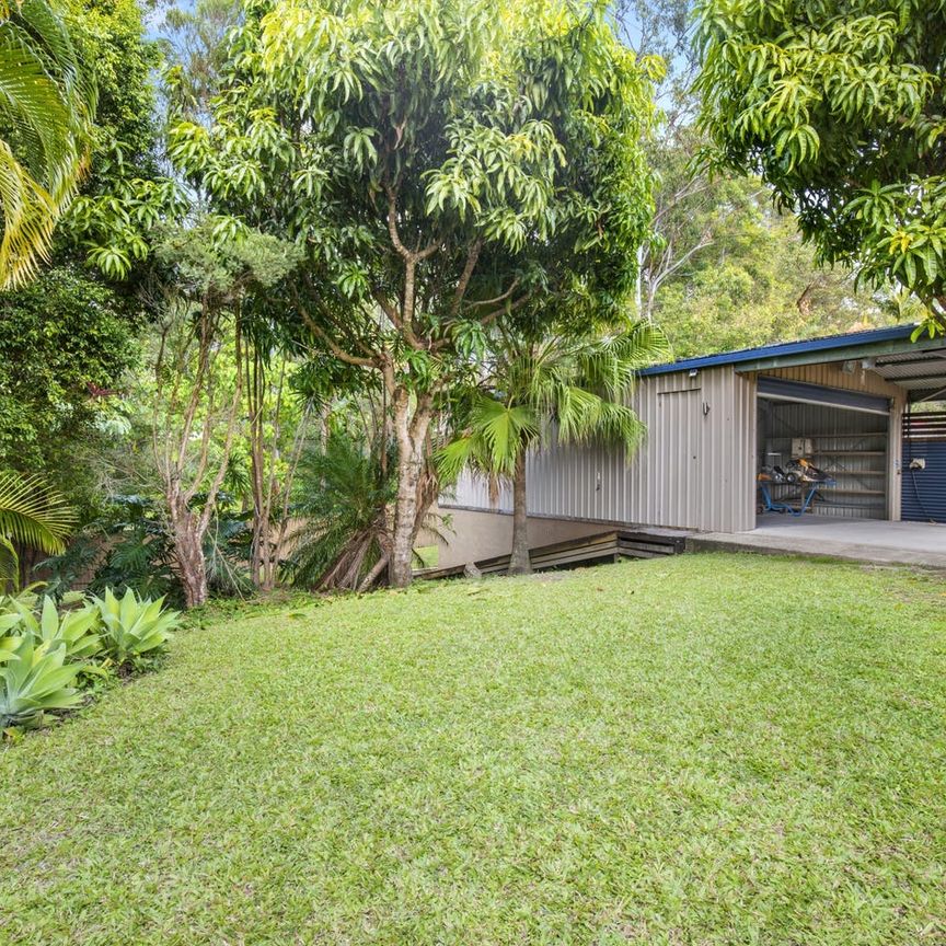 Quaint Home in leafy street - Photo 1