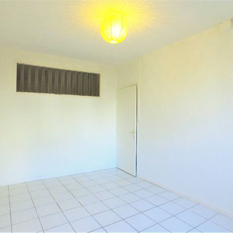 Location appartement 2 pièces 60.01 m² Clermont-Ferrand 63000 - Photo 1