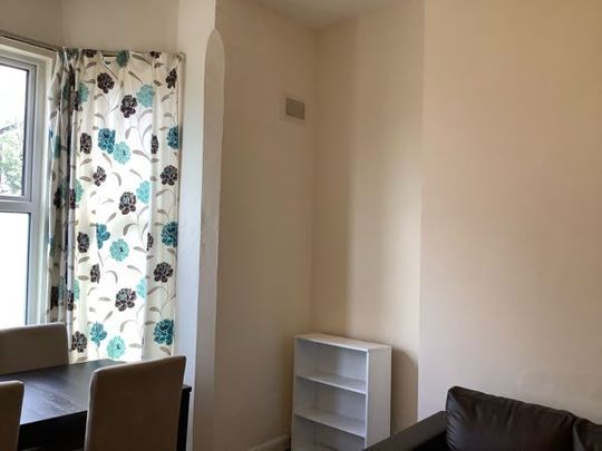 1 Bedroom Apartment To Rent in Lenton - Photo 1