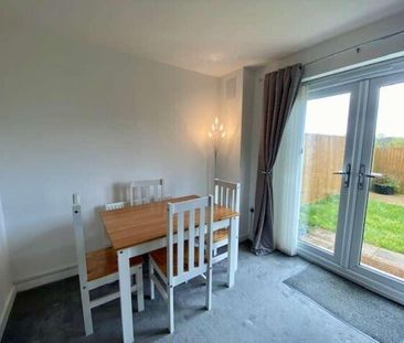 Captains View, Braunton Crescent, CF3 - Photo 3