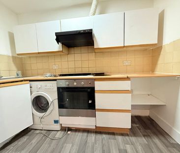 Two bedroom Ground Floor Flat close to seven king station-1850 - Photo 3