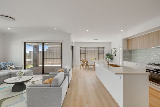 96 Adelaide Street - Photo 1