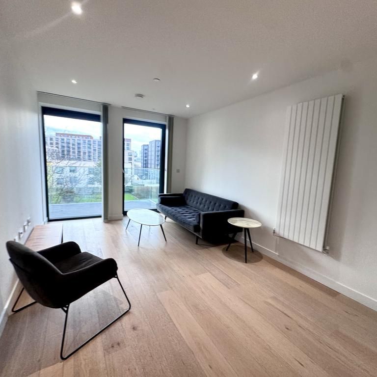 3 bedroom flat to rent - Photo 1