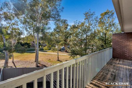 Three bedroom home - Photo 2