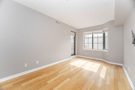 For Lease - 47 Caroline Street Unit# 307, Hamilton, Ontario - Photo 2