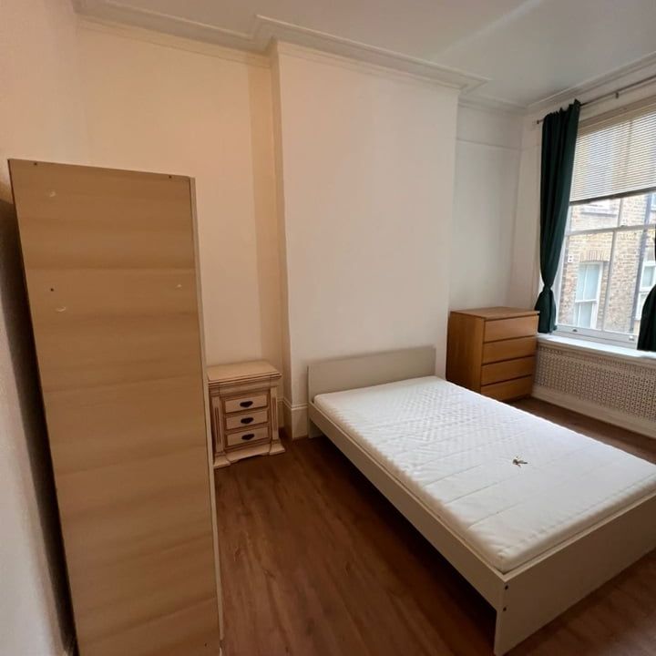 Room in a Shared Flat, West Hampstead, NW6 - Photo 1