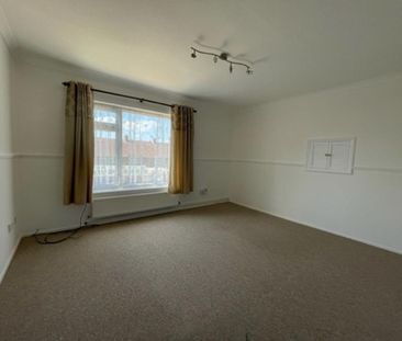 3 bedroom end of terrace house to rent - Photo 5