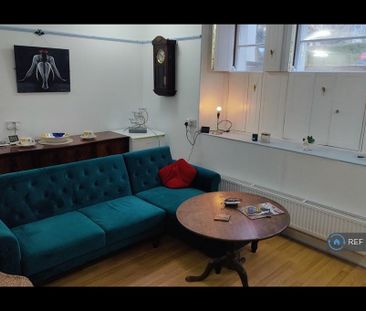 1 bedroom flat to rent - Photo 2