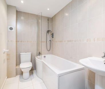 2 bedroom terraced house to rent - Photo 3