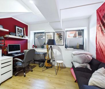 Zwei Ebenen zum Wohlfühlen! 3-Zimmer-Wohnung mit Balkon und Stellpl... - Foto 2