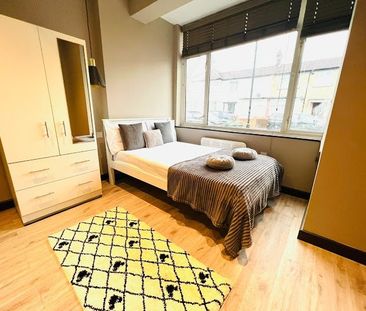 Room in a Shared House, Woodmansterne Road, SW16 - Photo 3