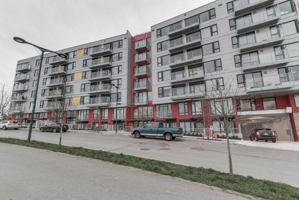 602-384 E 1st, Vancouver - Photo 1