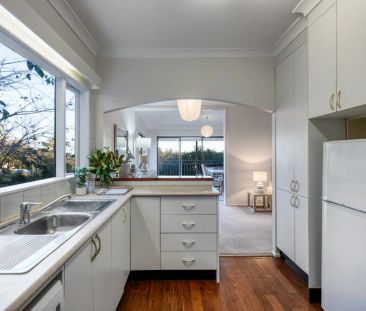 North Avalon Home with Views - Photo 5