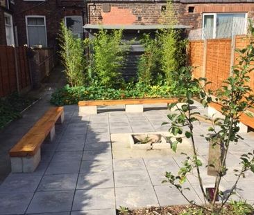 10 bedroom terraced house to rent - Photo 2