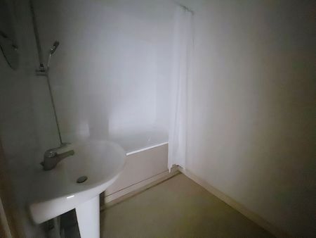Location Appartement 2 pièces 53m² LA ROCHELLE 17000 - Photo 5