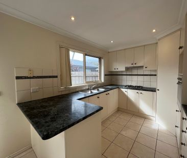 1/102 McClelland Street, Bell Park - Photo 3