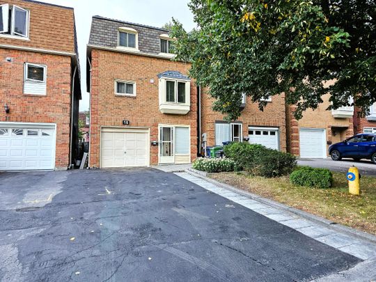 For Lease - 16 Carlingwood Court, Toronto, Ontario - Photo 1