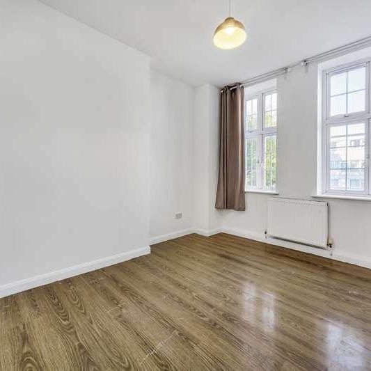 Camberwell Road, London, SE5 - Photo 1