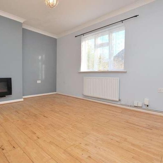 Roundhill Way, Guildford, Surrey, GU2 - Photo 1