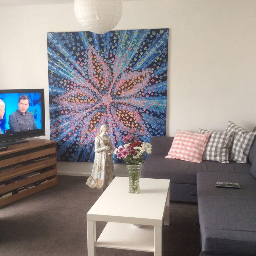 2 Bed Flat, The Woodlands, N8 - Photo 1