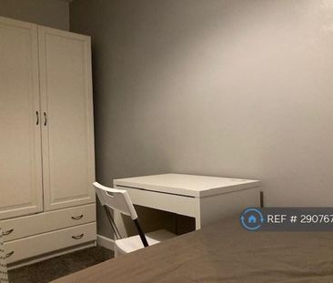 4 bedroom terraced house to rent - Photo 4