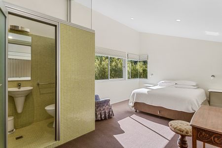 32 Bramble Street, Ridgeway TAS 7054 - House For Rent | Domain - Photo 4