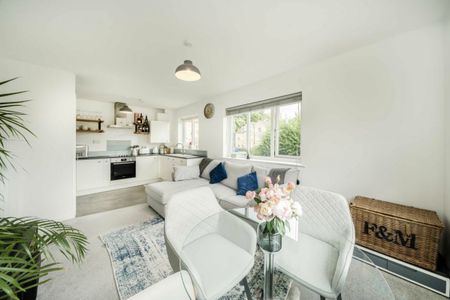 Hornbeams Rise, N11, London - Photo 3