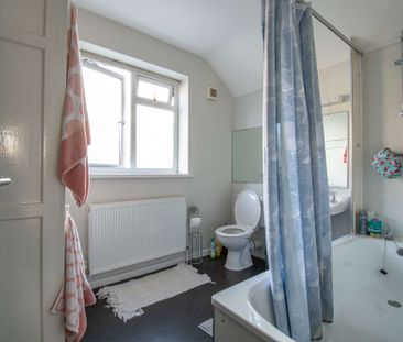 Stylish, spacious and homely - what more could you ask for? - Photo 3