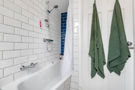 2 bedroom terraced house to rent - Photo 5