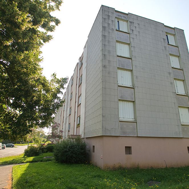 Appartement SAINT CALAIS T2 - Photo 1