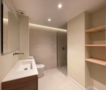 Bonito apartamento con vistas al mar, 2 dormitorios, terraza, ascen... - Photo 6