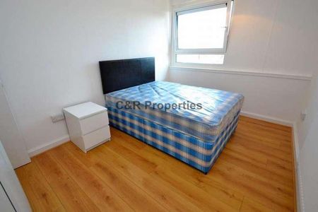 Hornchurch Court, Bonsall Street, M15 - Photo 4