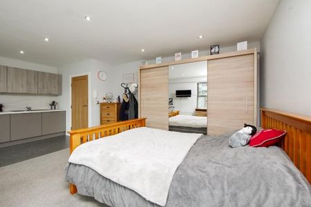 1 bedroom apartment to rent - Photo 4