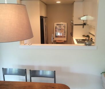 Furnished 1 Bedroom Suite – Prestigious Island Park Way - Photo 5