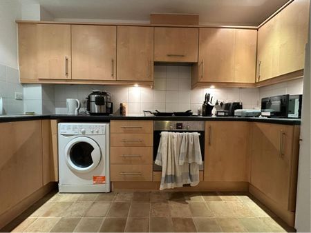 1 bedroom flat to rent - Photo 3