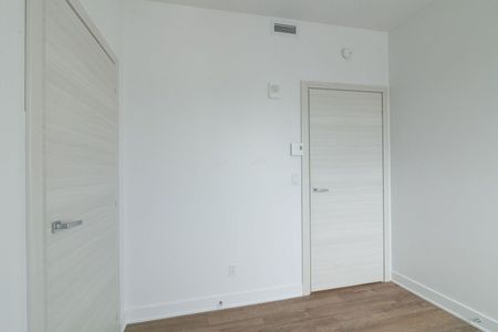 30 Saint-Joseph Est, Montréal, QC - Photo 5